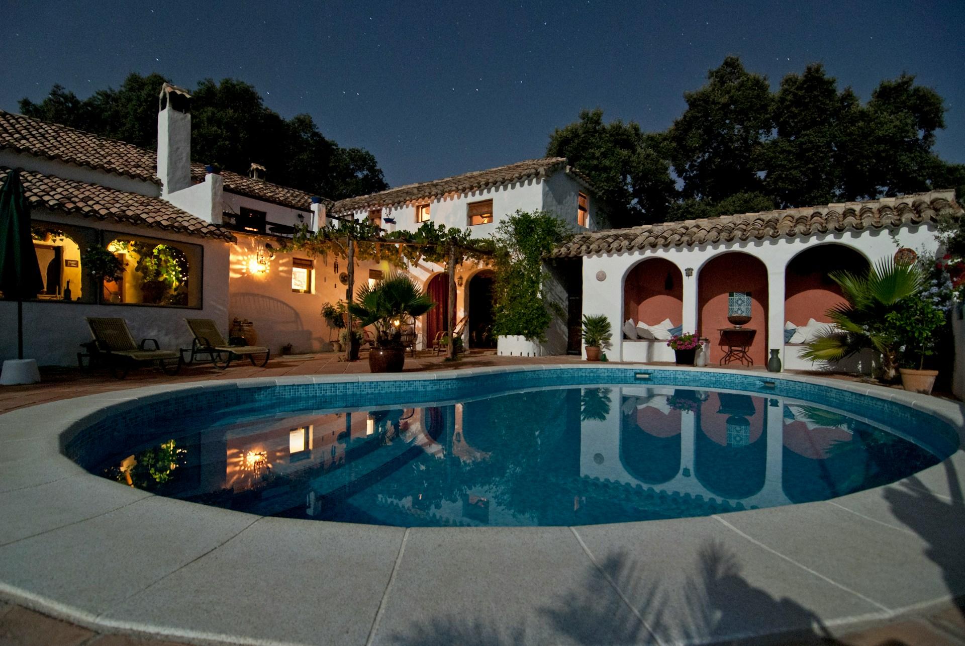 How to Choose the Right Neighborhood for Your Family